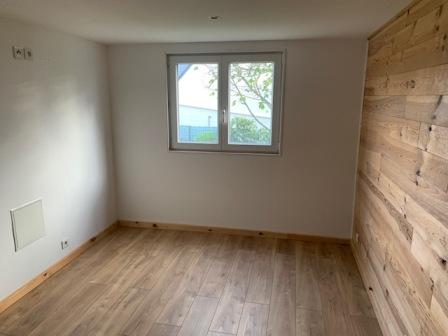 pose-de-cuisine-pose-de-chauffe-eau-coulage-de-dalle-en-beton-creation-terrasse-multiservices-petits-travaux-haute-vienne-pose-de-portes-pose-de-fenetres-pose-de-parquet-flottant