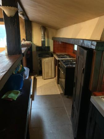 pose-de-cuisine-pose-de-chauffe-eau-coulage-de-dalle-en-beton-creation-terrasse-multiservices-petits-travaux-haute-vienne-pose-de-portes-pose-de-fenetres-pose-de-parquet-flottant-renovation-salle-de-bain-renovation-cuisine
